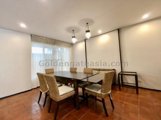 3-Bedroom Modern House in small compound with swimming pool - Petchburi Road / Ekkamai