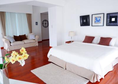 The Sanctuary at Wong Amat Condo for Sale