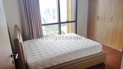 Hansar Condominium Big 2-Bedroom plus Study to rent 180sq.m - Ratchdamri