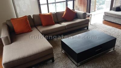 Hansar Condominium Big 2-Bedroom plus Study to rent 180sq.m - Ratchdamri