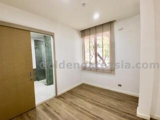 4-Bedrooms Single House with Big Garden - Sathorn