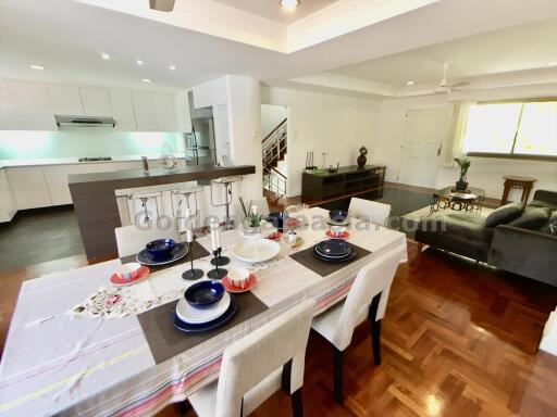 5-Bedrooms modern townhouse with pool For Rent - Sathorn