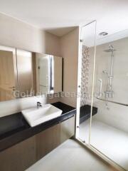 4-Bedroom modern Townhouse in Compound - Sathorn - Sathupradit