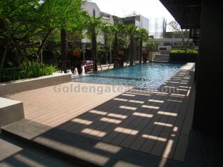 4-Bedroom modern Townhouse in Compound - Sathorn - Sathupradit