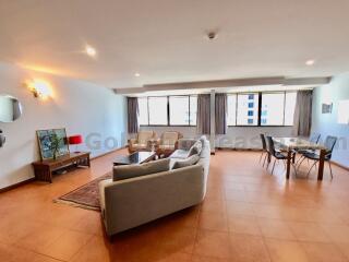 3-Bedrooms Condo - Silom - Sathorn