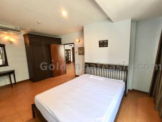 3-Bedrooms Condo - Silom - Sathorn