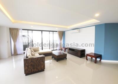 4-Bedroom Fully-furnished family-friendly condo for rent - Sukhumvit Asok BTS