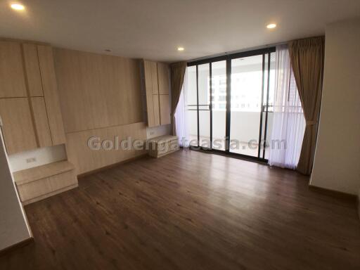 4-Bedroom Fully-furnished family-friendly condo for rent - Sukhumvit Asok BTS