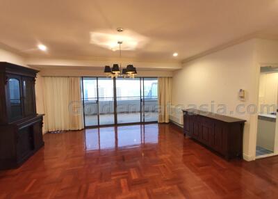 4-Bedrooms Condo - Tower Park Sukhumvit Soi 3-11