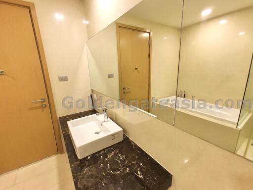 3-Bedrooms condo with large private outdoor terrace - Hyde Sukhumvit 13