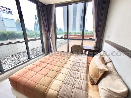 3-Bedrooms condo with large private outdoor terrace - Hyde Sukhumvit 13