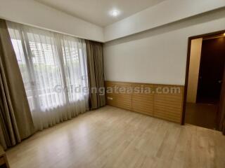 3-Bedrooms Apartment For Rent close to Asoke BTS and Sukhumvit MRT.