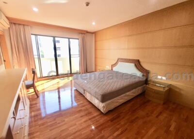 3-Bedrooms Apartment - Pet-Friendly, Child-Friendly - walk to BTS Thonglor