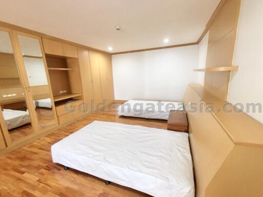 3-Bedrooms Apartment - Pet-Friendly, Child-Friendly - walk to BTS Thonglor