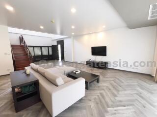 4-Bedrooms Duplex Apartment - Sukhumvit soi 49