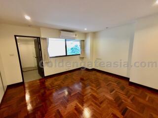 Big 3-Bedrooms Plus Study and large outdoor terrace - Sukhumvit - Asok BTS