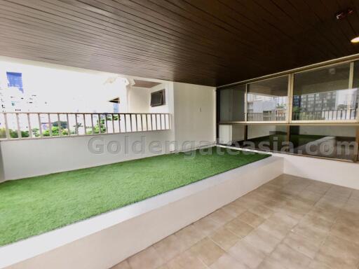 Big 3-Bedrooms Plus Study and large outdoor terrace - Sukhumvit - Asoke BTS