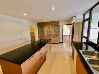 Big 3-Bedrooms Plus Study and large outdoor terrace - Sukhumvit - Asoke BTS