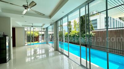 4-Bedrooms Single House with private swimming pool - Thong Lo