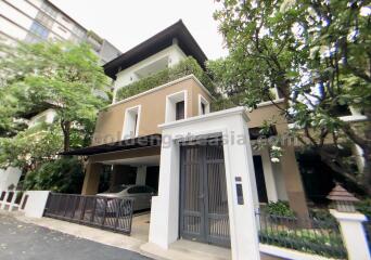 4-Bedroom modern House with garden and private swimming pool - Sukhumvit / Asoke