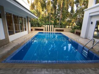 4-Bedrooms Single House in Compound with Garden and Private Swimming  Pool - Sukhumvit Thong Lo BTS