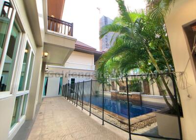 House with private swimming Pool and Garden - Sukhumvit Thong Lo BTS