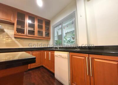 House with private swimming Pool and Garden - Sukhumvit Thong Lo BTS