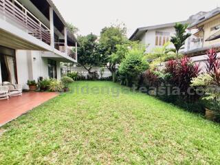 3-Bedrooms single house with garden - Thong Lo