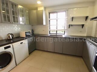 3-Bedrooms Townhouse in secure Compound - Sukhumvit 49