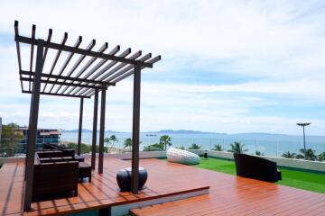 Cetus Beachfront Condo Jomtien for Sale