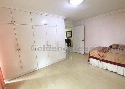 3-Bedrooms unit for sale in select Lowrise Condominium building. - Sukhumvit soi 33