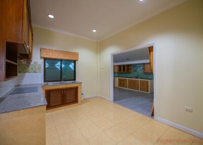 3 Bed House For Sale In East Pattaya - SP 4