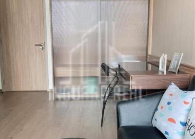 For Rent Studio Condo Park Origin Phromphong close to BTS