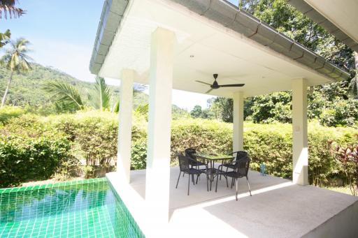 3 bedrooms villa on a large land plot for sale in Lamai