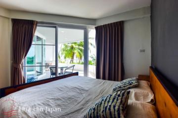 Absolute Beachfront 2 Bedroom Condominium in Downtown