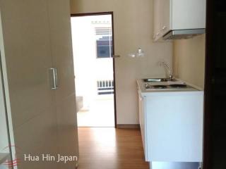 Good size studio unit in Baan Klan condominium in town centre