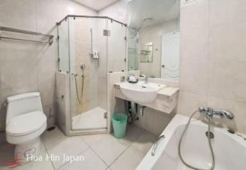 Popular Baan San Ploen Condo 2 bedroom unit Condo right in Downto