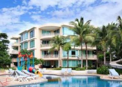 Popular Baan San Ploen Condo 2 bedroom unit Condo right in Downto