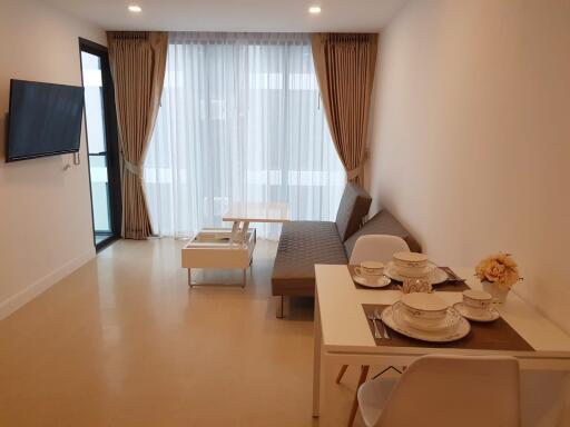 Aurora Pratumnak Condo for Sale in Pattaya