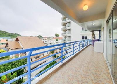 2 Bedroom Sea View Unit in Beachfront Condominium in Khao Takiab