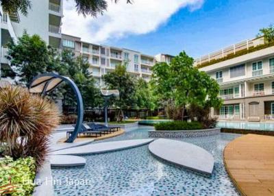2 Bedroom Unit at Popular Autumn Condominium Project next to Seapine Golf and Walking Distance to the Beach (Completed, Fully furnished)