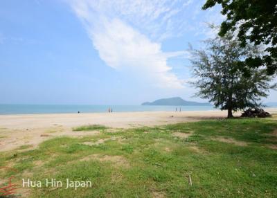 Land with Stunning Mountain View only 1.2 km from Dolphin Bay Beach