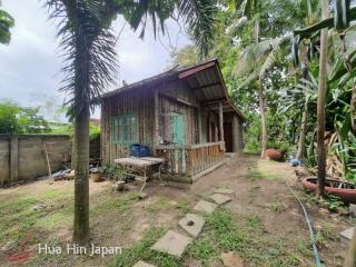 7 Rai Land on the way to Huay Mongkol Temple