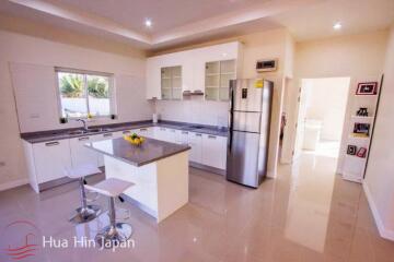 3 Bedroom Quality Pool Villa for Sale only 15 Min from Bluport (Off plan)