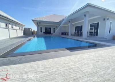 Newly Completed 3 Bedroom Pool Villa in Cha-am