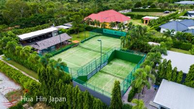 Modern 3 bed pool villa inside a Luxury Private Estate on the way to Black Mountain Golf Course