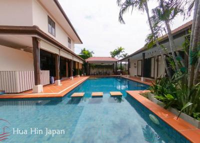 **Hot Sale!!** Balinese Style Large 5 Bedroom (+ 2 story art atelier) Villa only 6 km from Hua Hin Centre for Sale