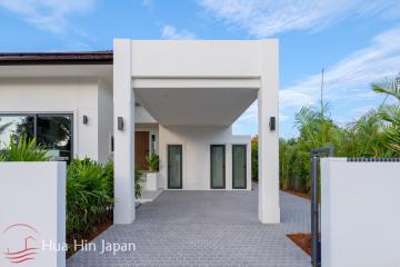 Modern 2 Bedroom Pool Villa inside Prestigious Belvida Residence