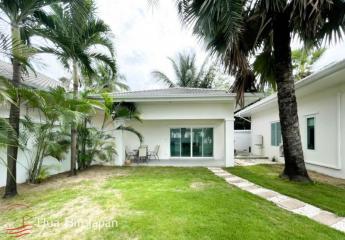 Good Sized 4 Bedroom Pool Villa inside Popular Lees Project off Soi 88 (Completed, Fully Furnished)