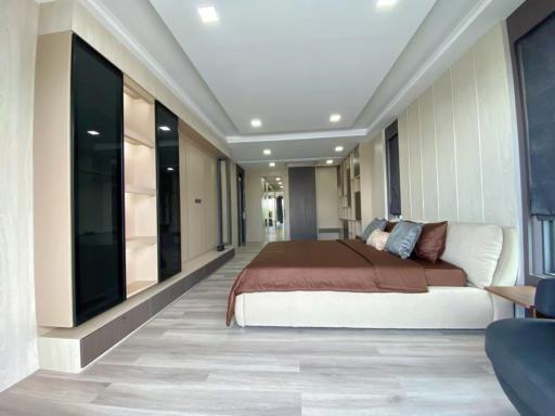 New Luxury Pool Villa for Sale in Pattaya